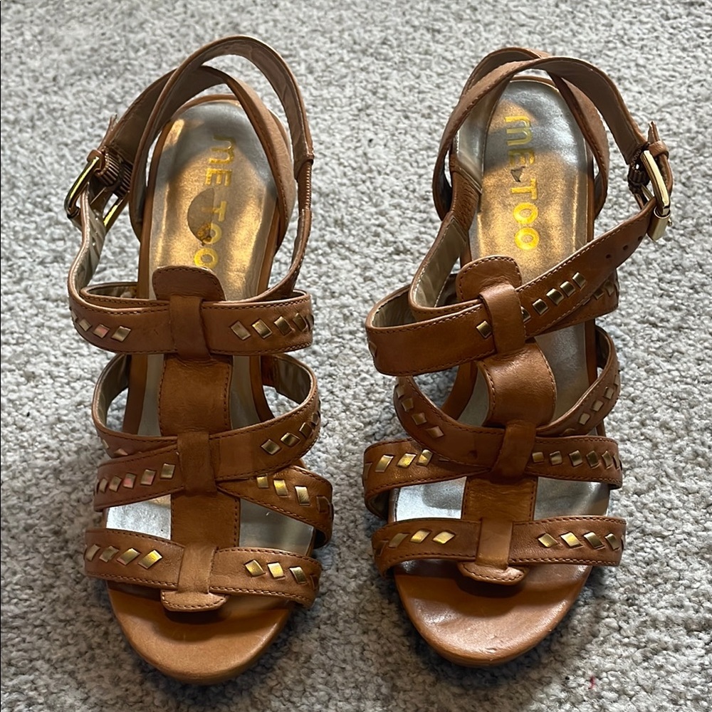 Me Too Women's Brown Strappy Sandals
